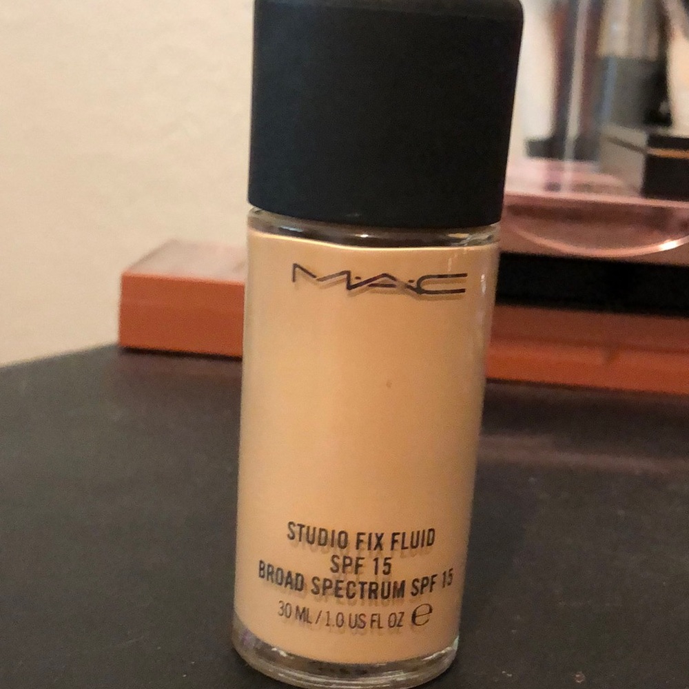 Mac studio fix foundation NW20